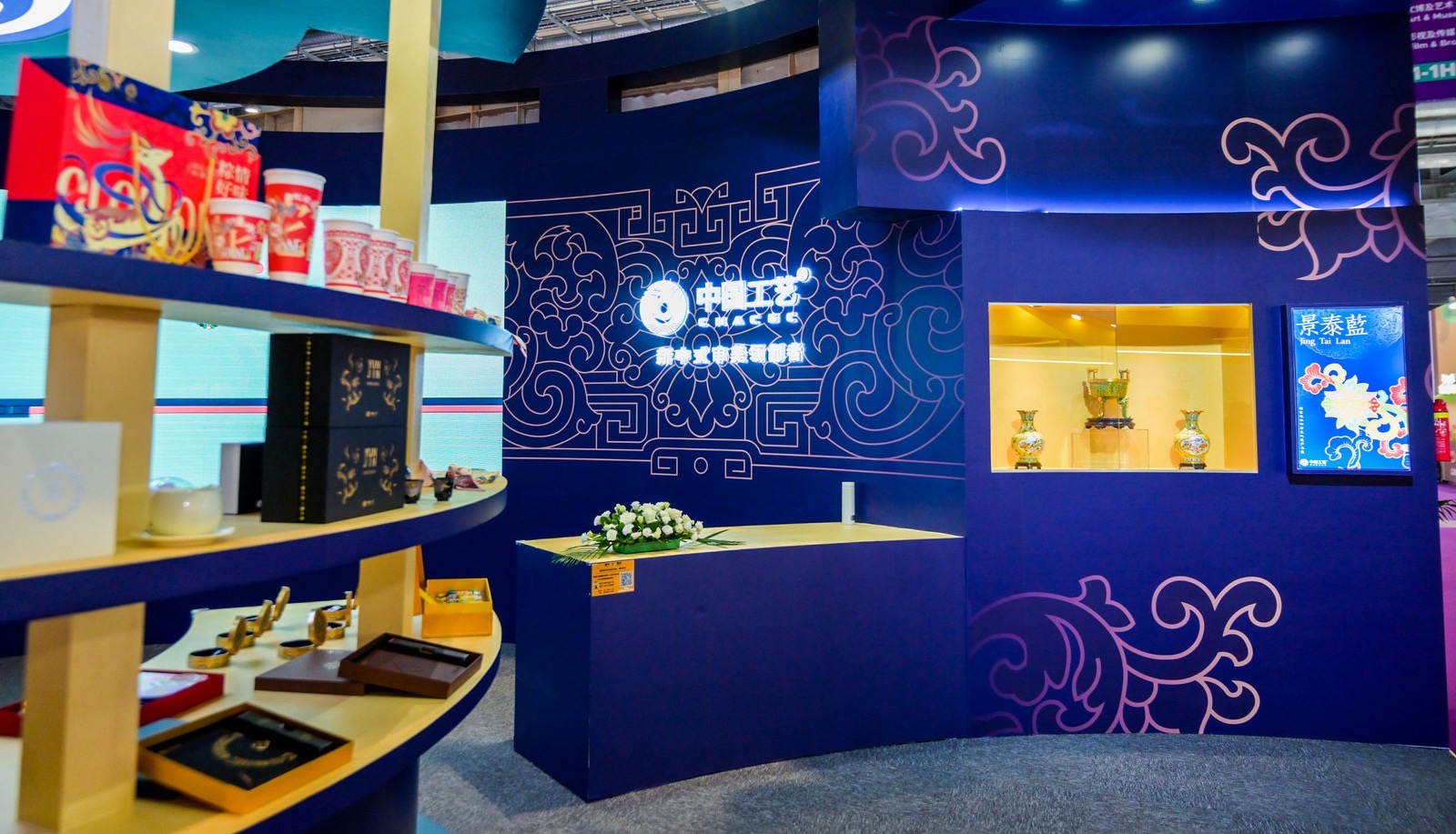 6af07224f9ad472bad5d5db587fbf83e