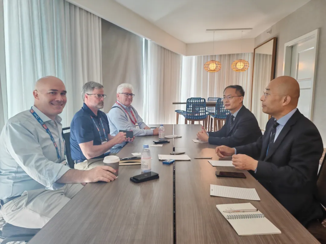 3eb3319cb2cf45e6ba3e96caebe375cf